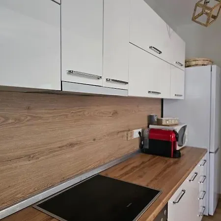 Apartment Near Blloku, And Air Albania Stadium Tirana