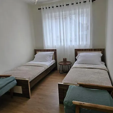 Apartment Near Blloku, And Air Albania Stadium
